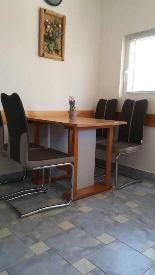 Apartments Kosec Vrsi Εξωτερικό φωτογραφία